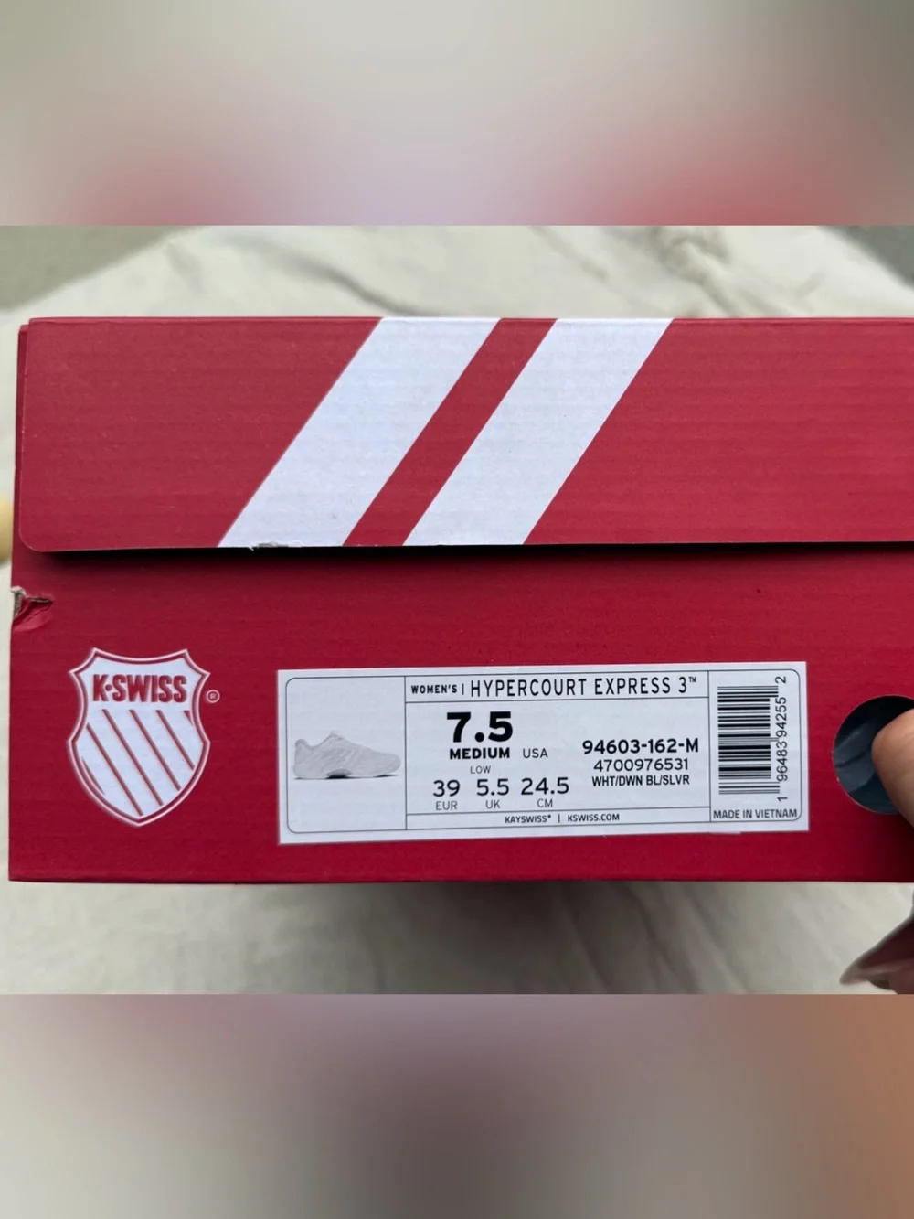 K-Swiss Red Hypercourt Express 3